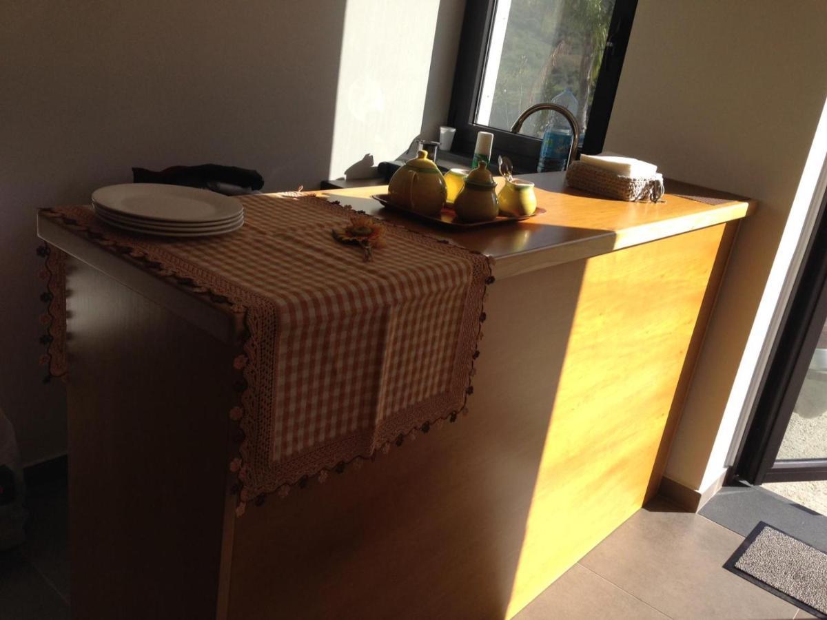 B&B Borgo Lando Barcellona-Pozzo di Gotto Ngoại thất bức ảnh
